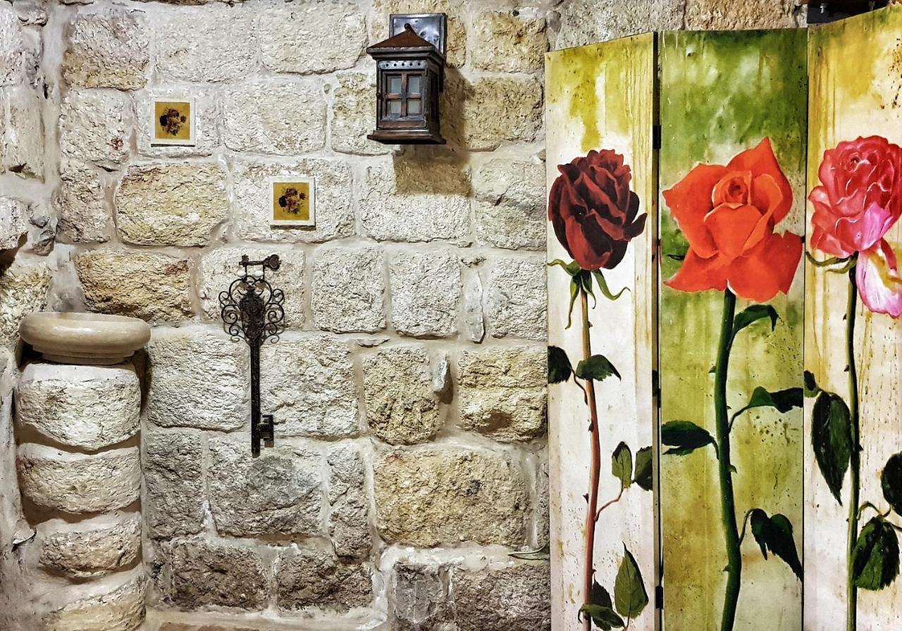Villa 19Th Century Magical House In Galilee Eilabun Exterior foto
